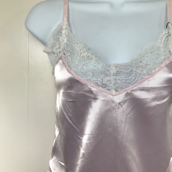 Pink satin and lace camisole and shorts Sleepwear - Picture 4 of 4
